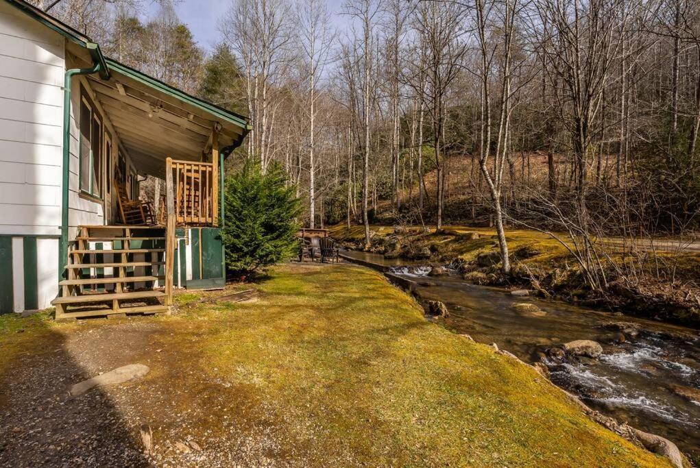 Creekside 1920'S Farmhouse Villa Bryson City Exterior photo
