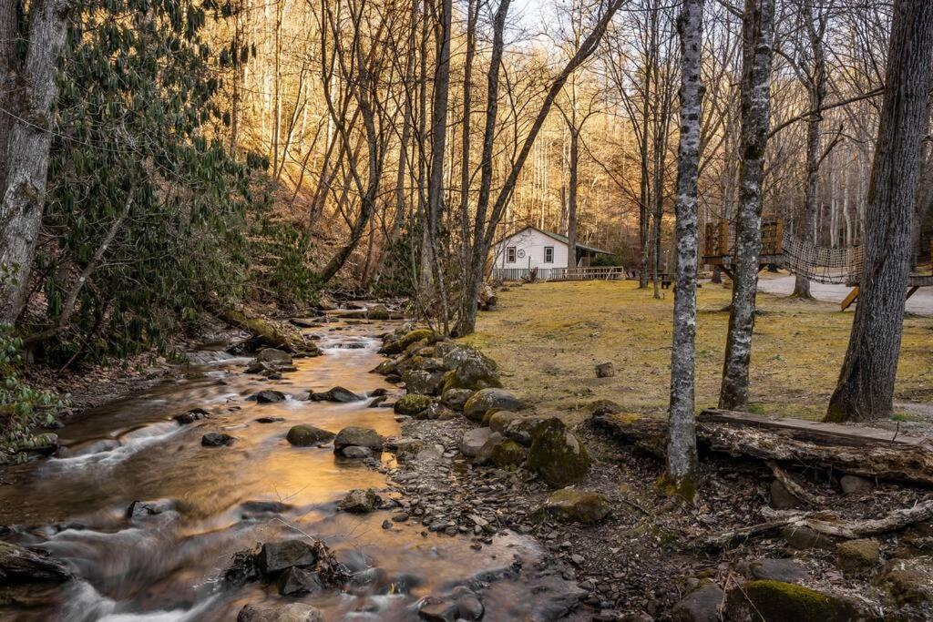 Creekside 1920'S Farmhouse Villa Bryson City Exterior photo